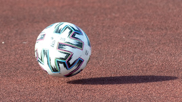 更承载了球 更承载了球