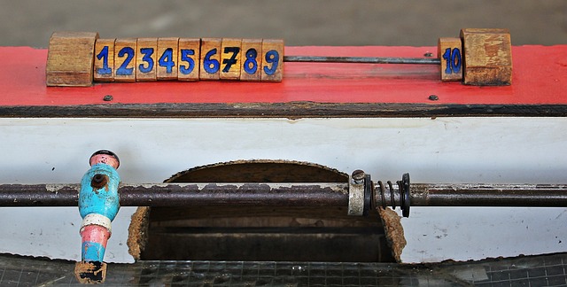 許多亞洲年 許多亞洲年